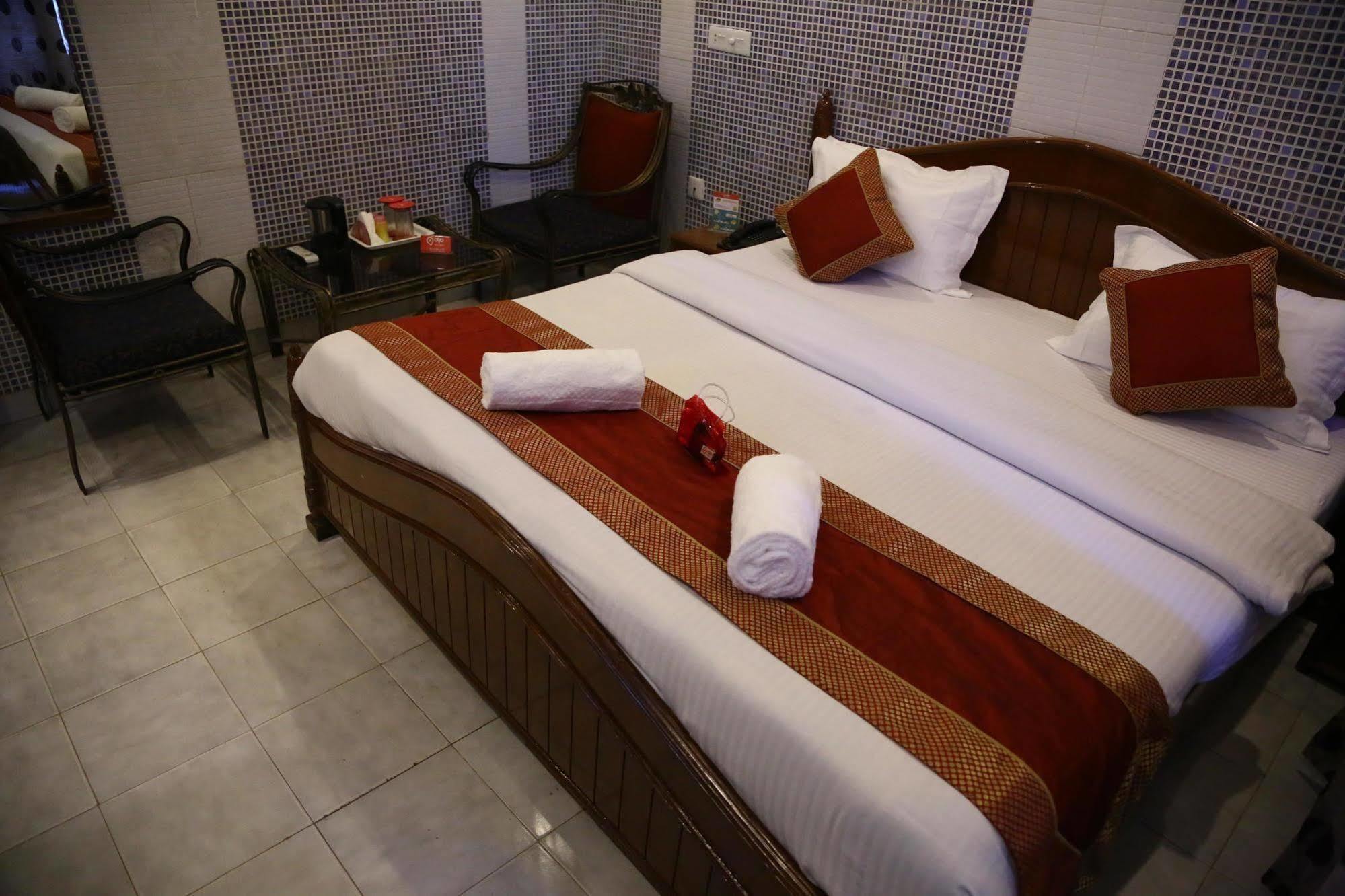 Hotel City Plaza 7 Chandigarh Exterior photo